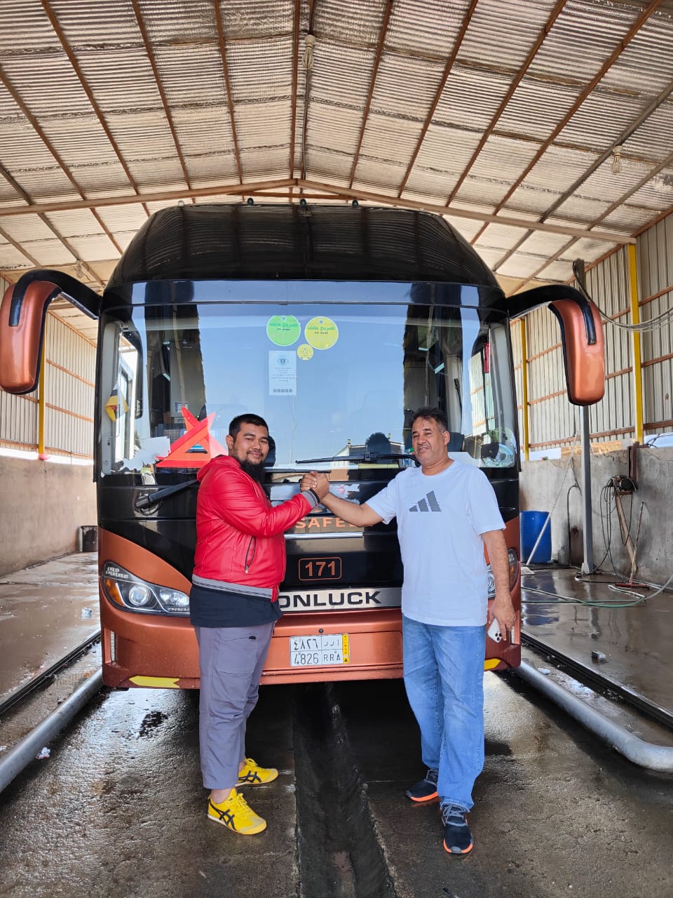 BUS VIP JAMAAH SAW TRAVEL
